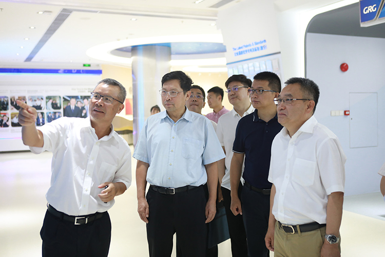北京政協(xié)代表團(tuán)一行蒞臨廣電運(yùn)通調(diào)研
